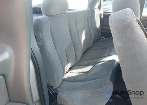 2004 Chevrolet Silverado 1500 Ls z USA, uszkodzony, nr VIN 1GCEC19V54Z203551